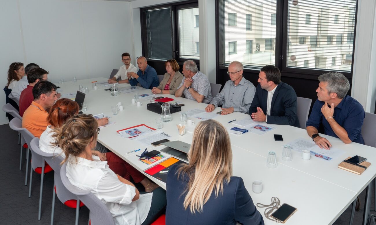 conference-presse-trinat-emploi-01 conference-presse-trinat-emploi-01